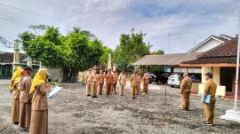 UPACARA HARI PAHLAWAN KALURAHAN UMBULREJO